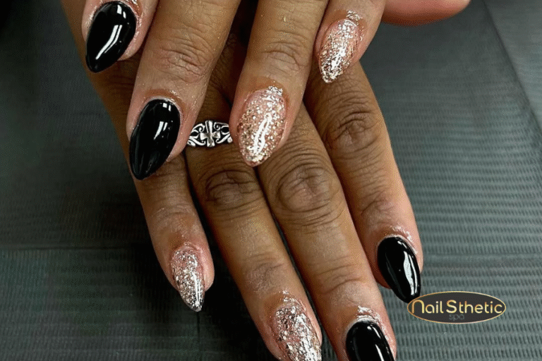 What is Chrome Nails